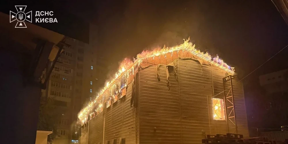 Наслідки російського удару по Києву у ніч на 20 серпня: пожежі та руйнування у житлових будинках