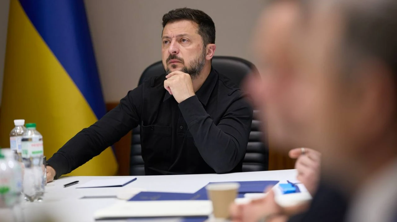 Хроніка двох указів: 21 серпня і формування складів ВАКС