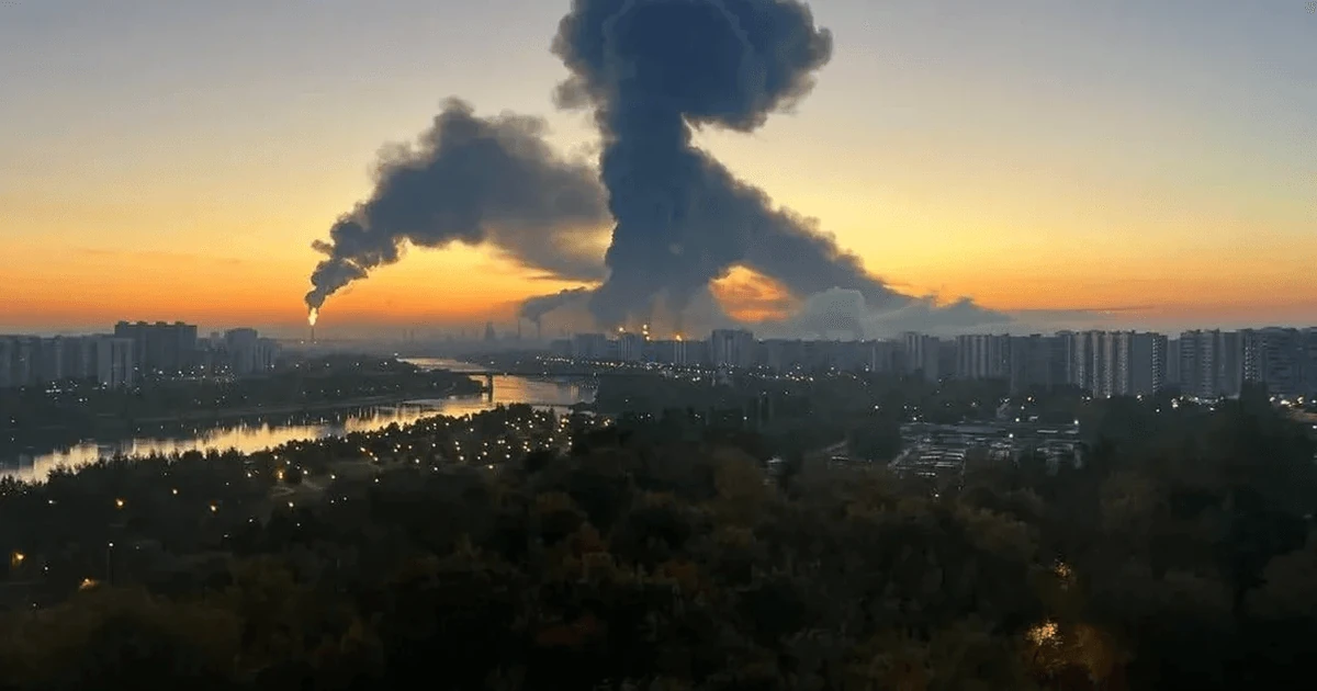 Наслідки пожежі на Московському НПЗ у Капотні після атаки безпілотників 20 вересня 2026 року